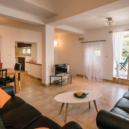 Lovely Home In Kotor With Wifi ภายนอก รูปภาพ