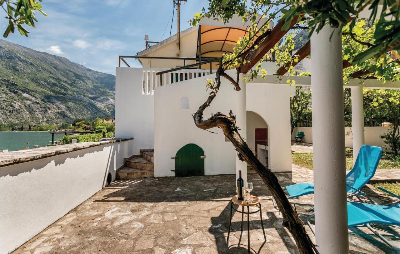 Lovely Home In Kotor With Wifi ภายนอก รูปภาพ
