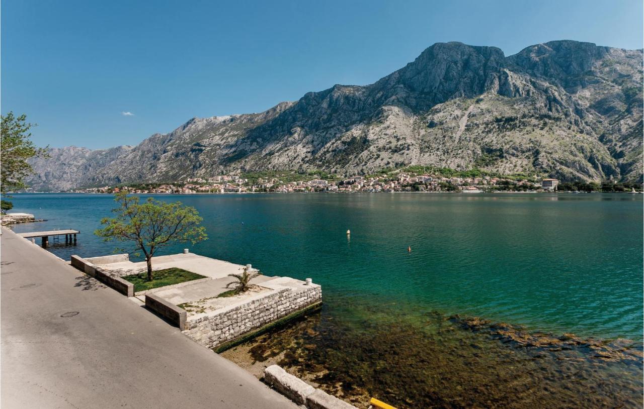 Lovely Home In Kotor With Wifi ภายนอก รูปภาพ
